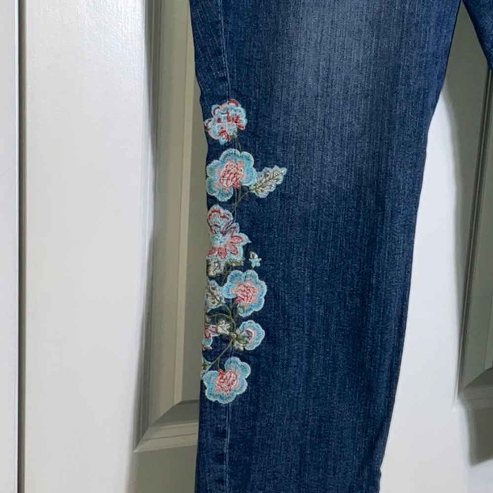 J. Jill Embroidered Denim Crop - Picture 9 of 16
